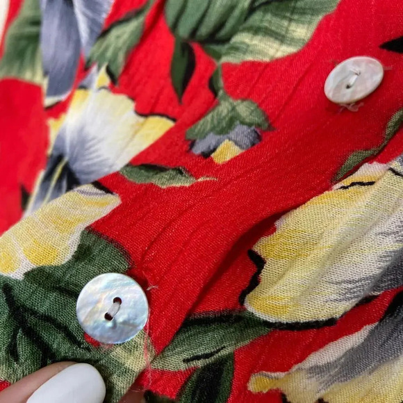 Vintage Red  Hawaiian 2-piece Shorts Set - Picture 6 of 12